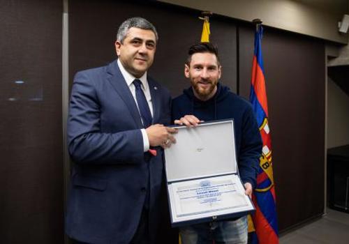 sg_and_lione_messi-500x333